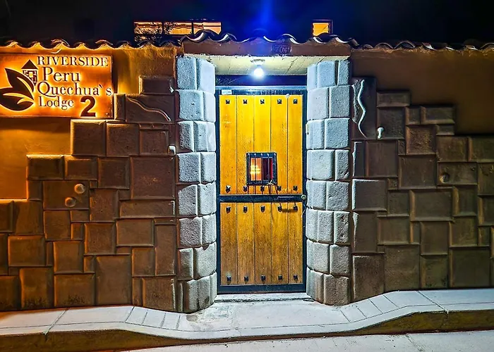 Peru Quechua's Riverside Lodge