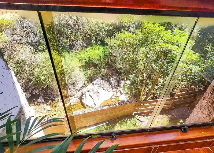 Peru Quechua's Riverside Lodge *